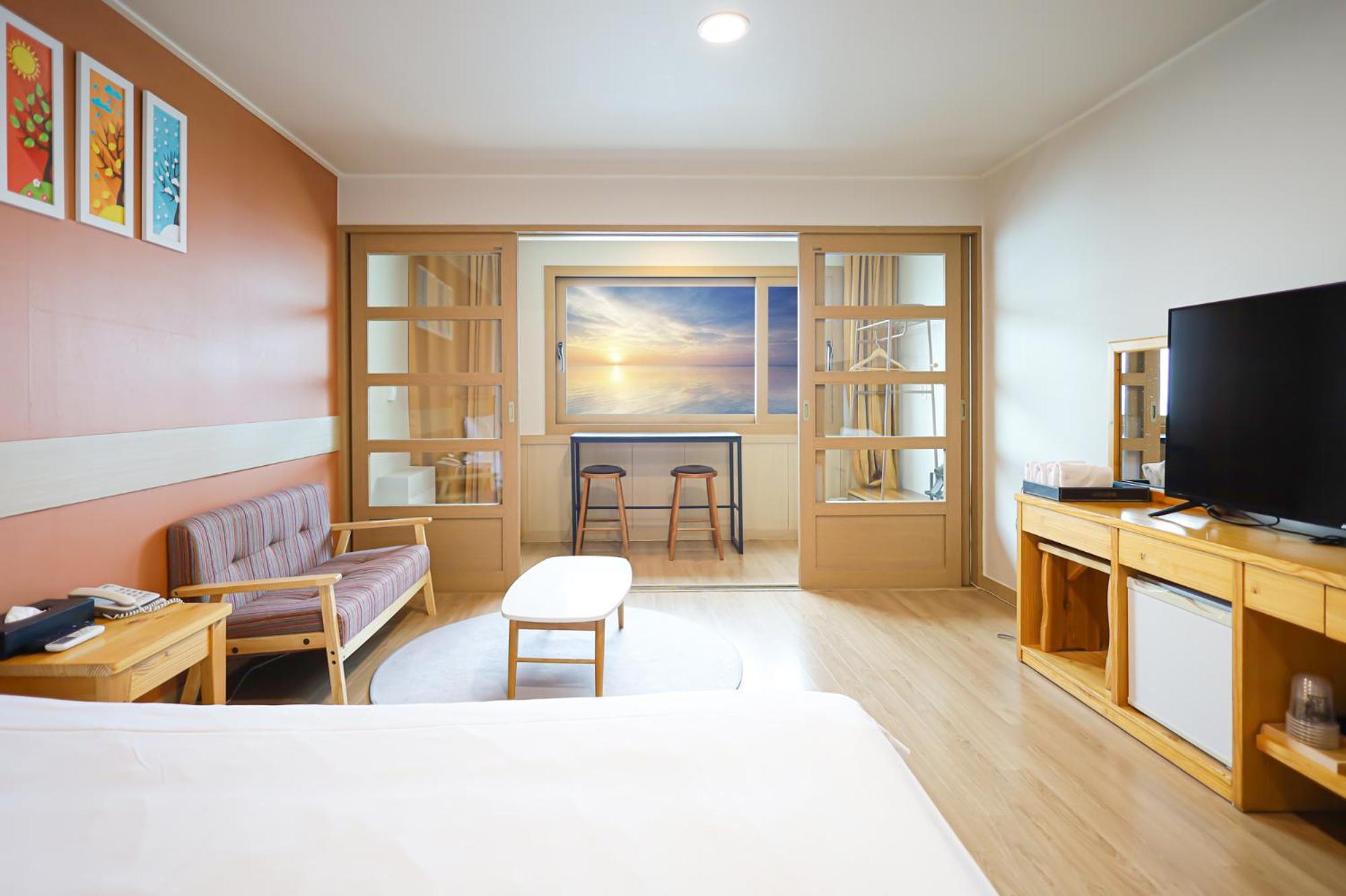 Fantastic Ocean View Sydney Hotel Jeju Exterior photo
