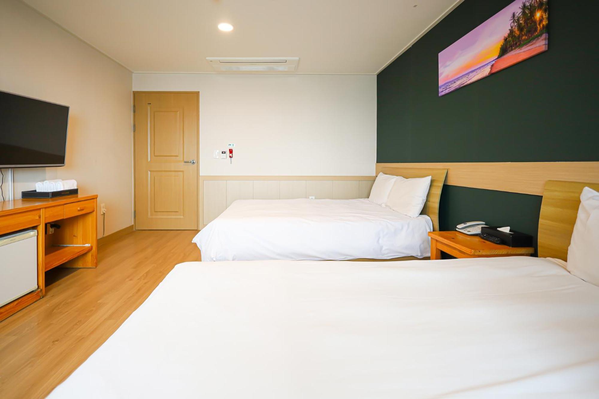 Fantastic Ocean View Sydney Hotel Jeju Exterior photo