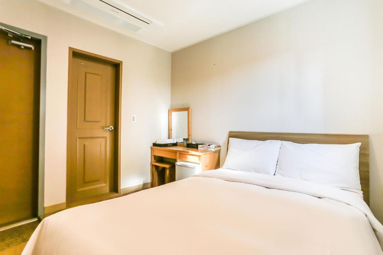 Fantastic Ocean View Sydney Hotel Jeju Exterior photo