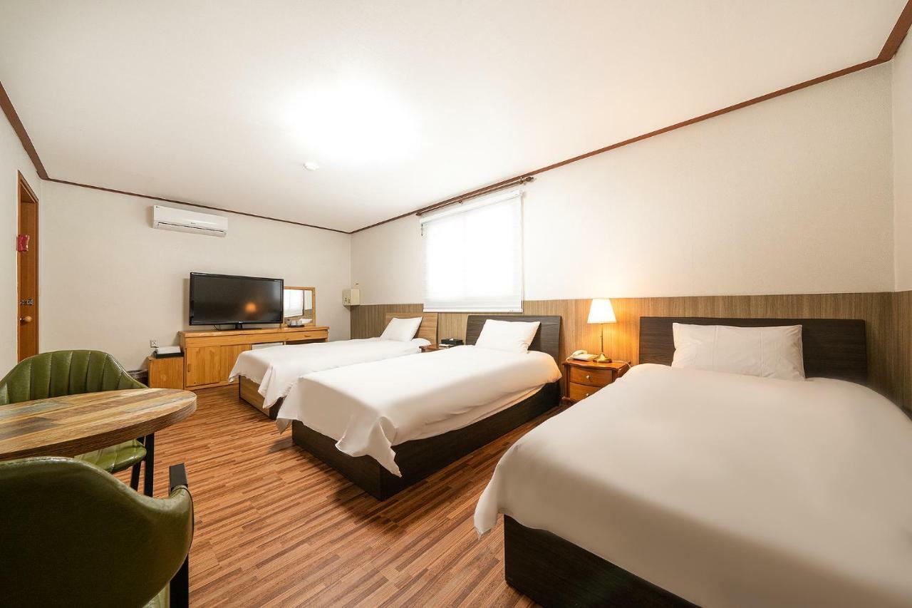 Fantastic Ocean View Sydney Hotel Jeju Exterior photo